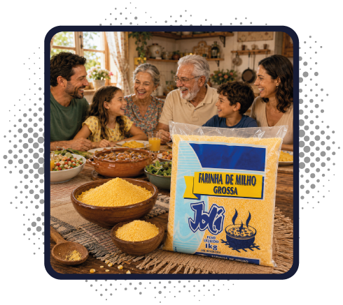 Imagem de família reunida consumindo uma refeição preparada com a farinha grossa de milho | Joli Cereais